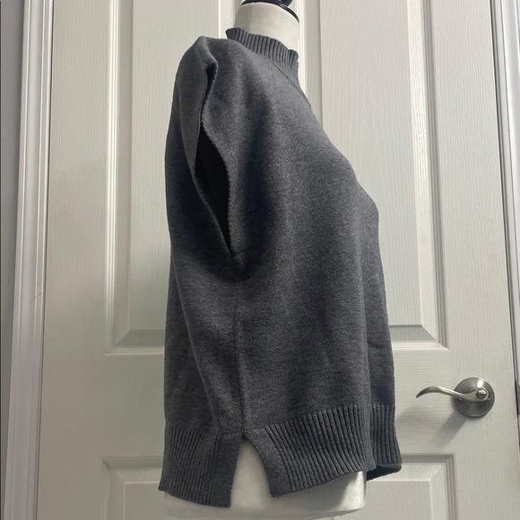 Max Studio Charcoal Grey Mockneck Sweater Vest Cap Sleeves OS Relaxed Fit Sz S - Picture 5 of 12